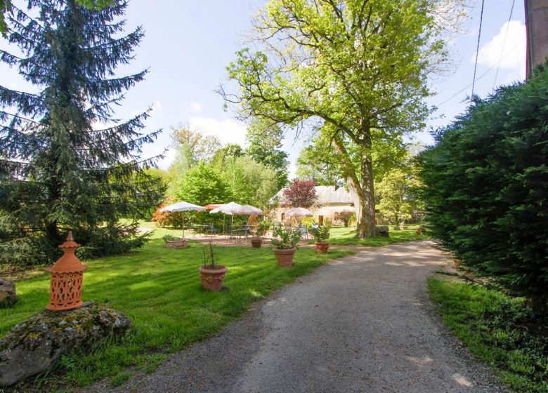 Chambre d’hôte Le petit Chalet – Domaine de la Couture