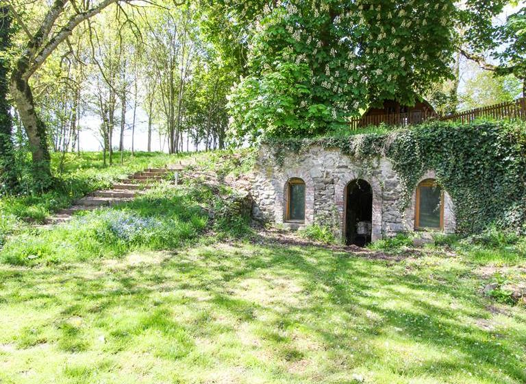 Cabane du hobbit – Domaine de la Couture